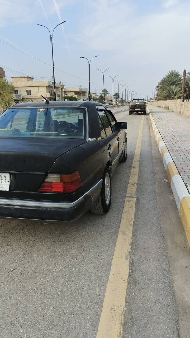 السلام عليكم مارسيدس دب
موديل 1990 سنوية لنهاية ال2027
رقم بغداد مشروع وطني تحويل مباشر سيارة جاهزة مكفولة من ضربة قواعد دبل بلاديات سليمة سيارة كشر بلادي كشرهه مصطرة  تبريد تدفئة شغال  محرك vvt3000  تخم تاير صدر امامي خلفي جديد  الشراي يتصل ويدلل  العنوان  ديالى المقدادية  للاستفسار  ***********
