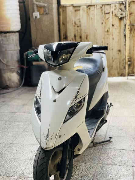 السلام عليكم للبيع ماكس ثعلب 140مكفوله كفاله عامه جيب فيتر وتعال افحص دراجه مال رمبه صارله 40يوم نازله دراجه كله شغاله من طول لطول وكفاله كفرات ختم واحد دراجه جاهزه مال جناي تاخذه وتترحملي الله شاهد سعر (750)مكاني بغداد الجديده الامين الثانيه رقمي (‭٠٧٨٨ ٦٩١ ٩٩٠٥‬)
