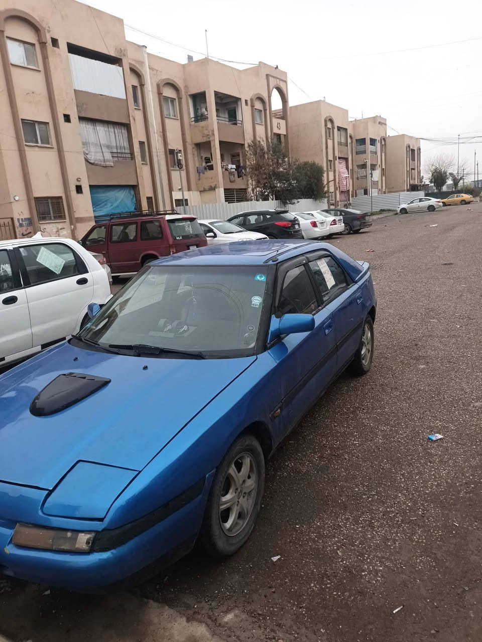 مازدا 323
شرط ماناقصها كلشي 
صبغ جمالية فقط 
كابون بانزين ماستر 
شرط التحويل اني الشرعي 
السعر 30 قفل 
***********
