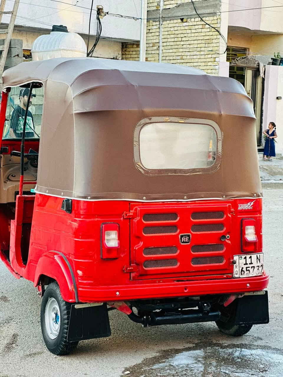 سلام عليكم شباب تكتك موديل2019
باسمي تكتك حلوه وجهازه 
معمره تعمير درجه اولى مكينه تراي كله حلوه 
اسعرها 6300لشراي يتصل مكاني 
بغداد مدينه الصدر ***********
