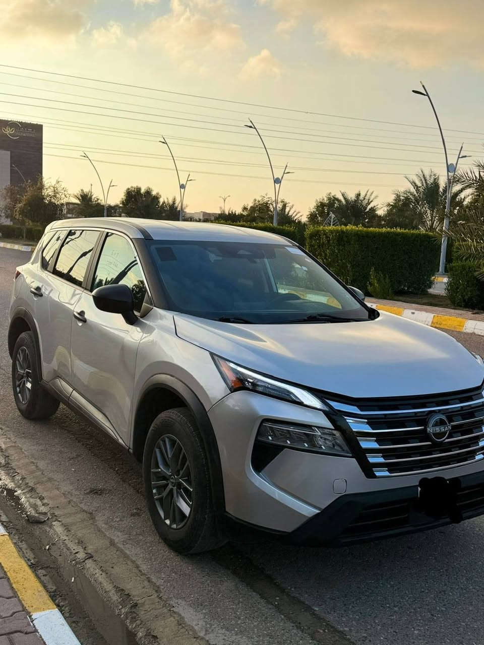 السلام عليكم
للبيع نيسان روج 2024
السعر 165 $
ماشيه 35k
رقم بغداد مشروع وطني بسمي لل٣١ السنويه 
اللون رصاصي سلفر 
مواصفات حلوه
قطعتين تبريد فول تحكمات
شفتات 
كروس سرعه
تدفئه كشنات
كير شرط بدون عيب
محرك شرط بدون عيب
⛔️حادث بسيط بنيد فقط والباقي مكفول شرط السونار 
سياره جاهزه مابيها اي نقص مكان السياره تكريت 
للاتصال ***********
