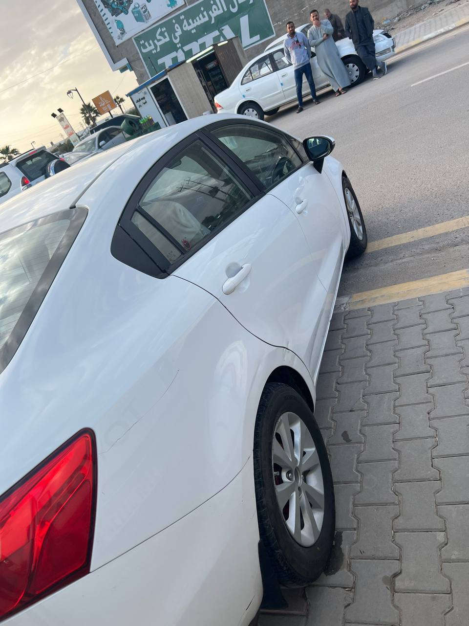 بيع مستعجل،  كيا ريو موديل 2012  رقم اربيل بسمي 
مكفوله فقط صبغ بنيد بدون حادث اثر شخوط الاستفسار.  ***********
