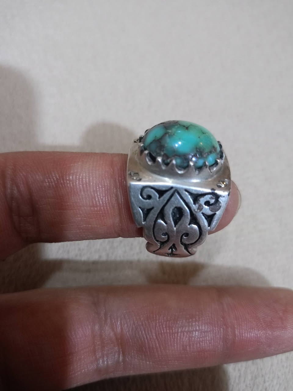 فيروزي قديم فضه ثقيل مكاني بصره الي يحبه يستفسر اكثر يتفضل خاص


**إذا كنت صاحب هذا الإعلان وتريد حذفه لأي سبب، رجاءا أرسل رسالة إلى الدعم الفني**