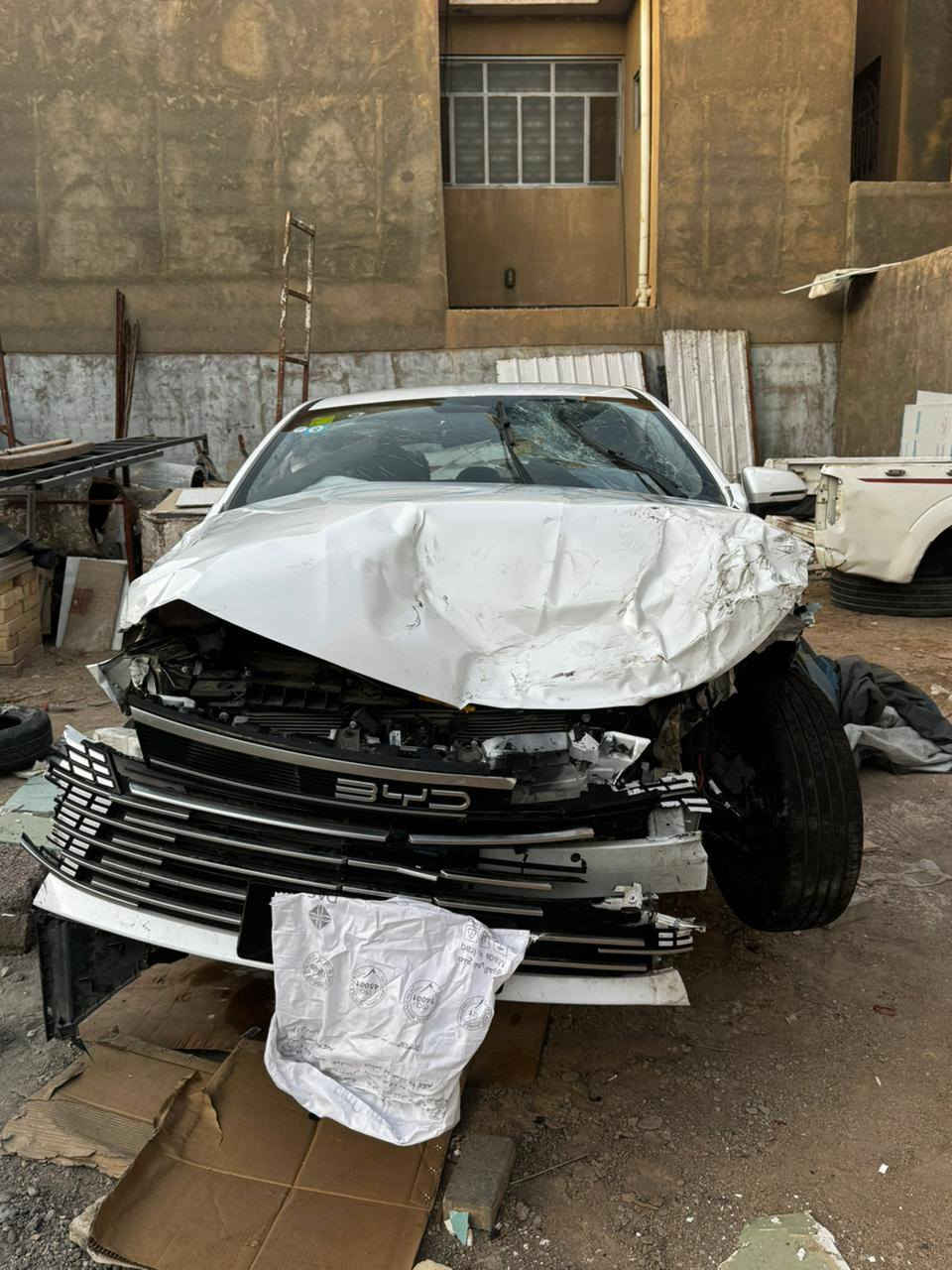 سلام عليكم دستروير2025 رقم بصرة ماشية 2000 للبيع علا حادثهة *********** لتفيدة يخابر
