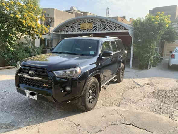 للبيع TOYOTA 4Runner5
موديل2019 وارد امريكي 
محرك 6 سلندر 4000
السيارة بيها صبغ الجاملغ الأيسر فقط  
مواصفات كشن جلد مع تدفأه مقاعد  . كشنات امامية ٢ كهرباء 
فتحة سقف ، اشارة ترحيب بالمرايات .. لايت زنون اصلي  
السيارة عليها ادامة كاملة وجاهزة بدون اي نقص 
ماشية 70 الف ميل حقيقي شرط محرك وگير ما مفتوحات 
رقم بغداد الجديد بأسمي 
السعر 33000 
مكان السياره بغداد السيديه  
للاستفسار :***********
