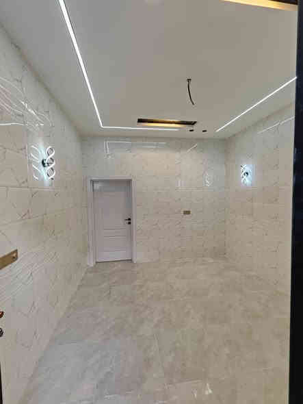 منطقة سكنية تتوفر فيها جميع الخدمات 

يتكون البيت من 2 غرف و حمامات داخليه وخارجيه واستقبال وصاله ومنور ومطبخ وبيتونه 🥰

طابو زراعي قرار محكمه سند 25 ملك صرف 

السعر ب 110 وبي مجال أن شاء الله شي بسيط 🥰 

للأتصال او واتساب 

***********

***********
