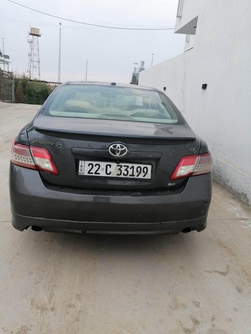 ‏كامري 2011بي 3قطع صندوق وجامرلغين الخلفي هزه جديدة محرك 6 رقم جديد سنويه جديد مكانه كركوك ￼رقم صاحب السياره *********** كركوك, العراق
