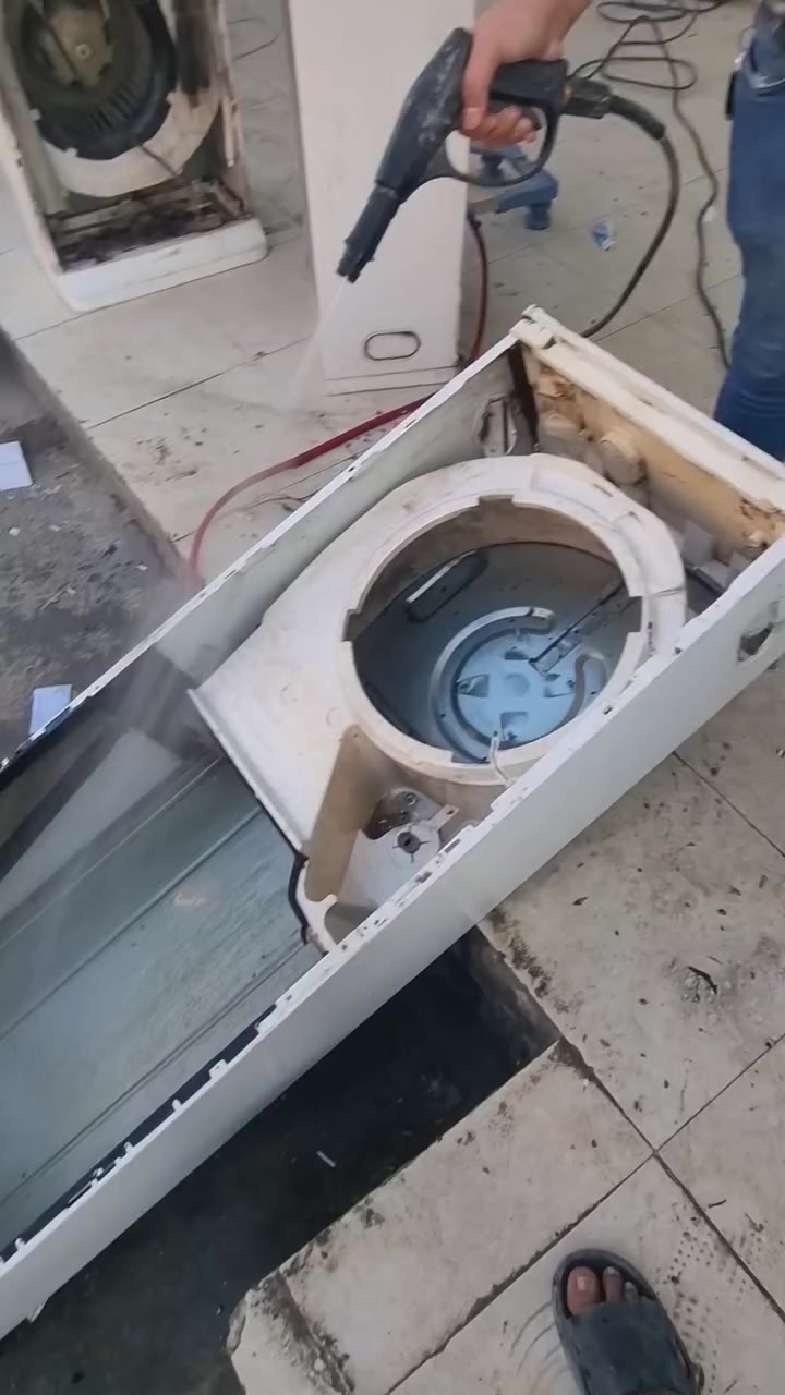 ورشه عباس لصيانت اجهزه التبريد بديوانيه ***********
