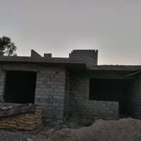 اخوان للبيع بيت هيكل مع صب البيتونه  القطعه وقف سني مساحه 250 م مع لمح...