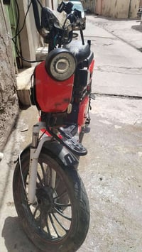 دراجة كهربائية • يصرف شحن ١٠٠