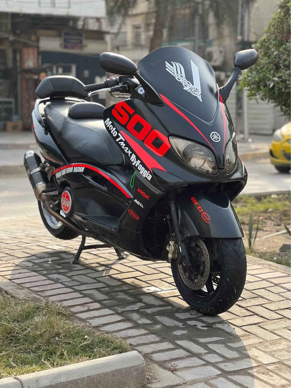 سلام عليكم تي ماكس البيع كفاله عامه بيه كت كامل مالوسي وصلنصه اكربوفج وتجوة وكشلي شغاله دراجة كفاله السعر 21وبيه مجال بصيط رقمي ***********
