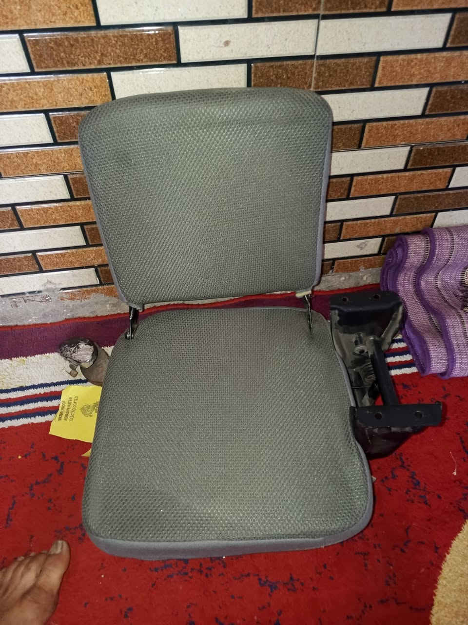 كرسي قلاب مال فتون او اجوان جديد ما مستعمل للبيع مكاني بغداد حي البتول السعر 40 ***********
