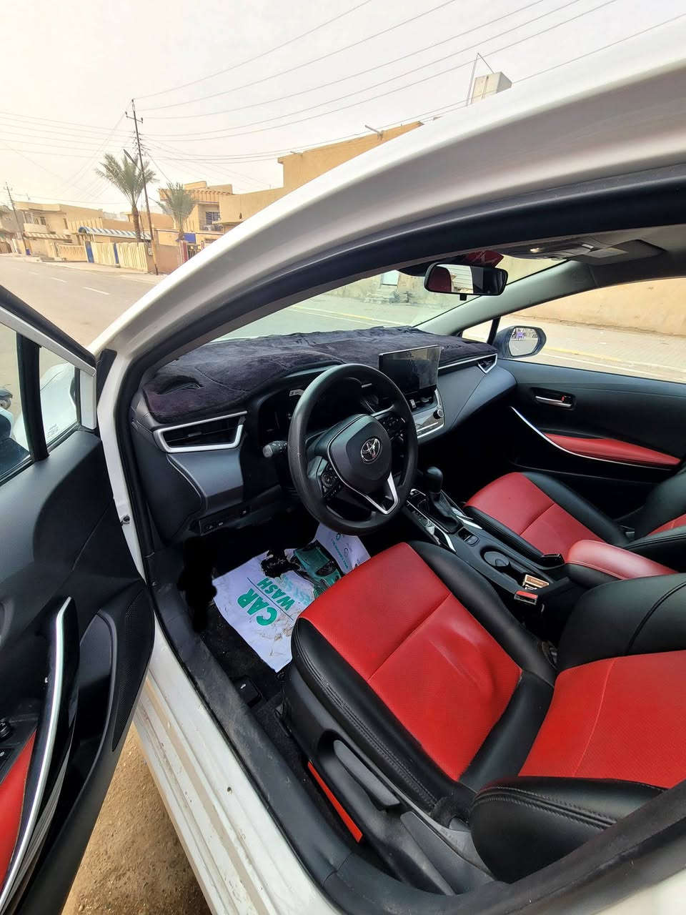 ٢٠٢٥ للبيع مكاني بغداد السيدية
بدون فتحه بدون صبغ او بارد
اكو بلبنيد مأشر،عليها رصعه بسيطه ممسويها
مسويلها عازل حراري للجام
السعر ١٥٣ ب اسمي السيارة
للاتصال ***********
