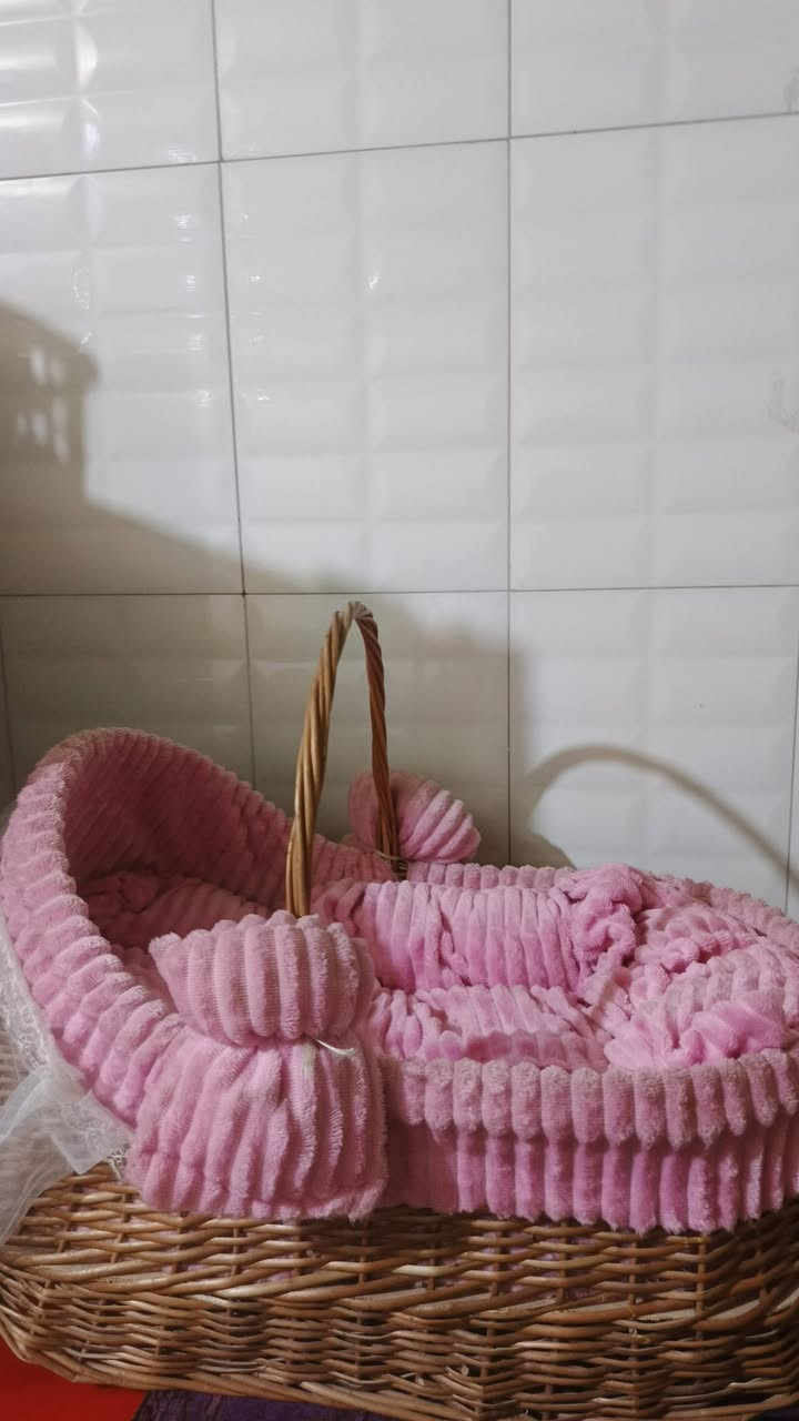 نضيفات ويخبلن كريكوت ومسند رضاعه لتواصل واتس اب 
***********
