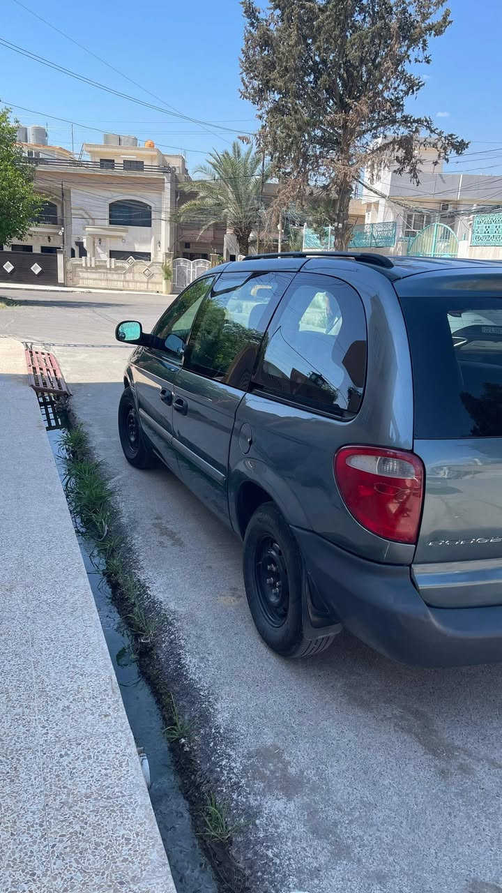 دوج كرفان ٢٠٠٧ شاصي قصير رقم نينوى انكليزي بيها صبغ اكثر من نص حزام محرك ٣٣٠٠ شرط كير شرط تبريد تدفئة شغال كهربائياتها كلها شغاله السعر ٨٥ وبيها مجال العنوان موصل منطقه ٩٥ 
رقم الهاتف ***********
