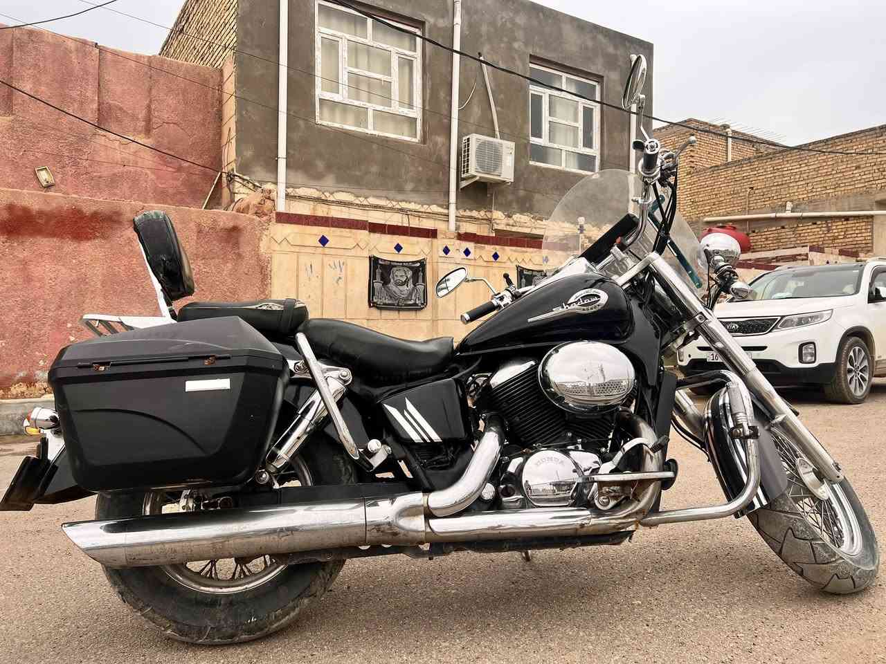 بسبب الوعود الكاذبه تم اعادة النشر 
( ابلاش والله بلاش) 

هوندا شادو محرك(750cc)مرقمة كربلاء لوحتين سنوية جاهزة للمداور المباشر برغي مابية نقص وادامة جديدة كاملة بانزين محسن استعمال اكثر من العادي شغل واطلع بية شمال .مكة. ايران وين ميعجبك شلعة+ضفيرة بلادية كلشي شغال تانكي مراية من داخل 📍الموبايل(***********)                                                     🔴 جامة أمامية                                                                  🔴بلوجكترات                                                              🔴منفذ شحن USB +قارئ فولتية                                           🔴جنط فايبر اصلية ام المفتاح                                                 🔴ماي زيتي اخضر الماني                                                                         🔴تخم بلكات جديد                                                           🔴امبيثري بلوتوث مسطرة                                                     🔴دهن اكسادو+فلتر جديد                                   🔴عدسات زنون لونين دكمة معزولة                             🔴دبلات أمامية معلاية
