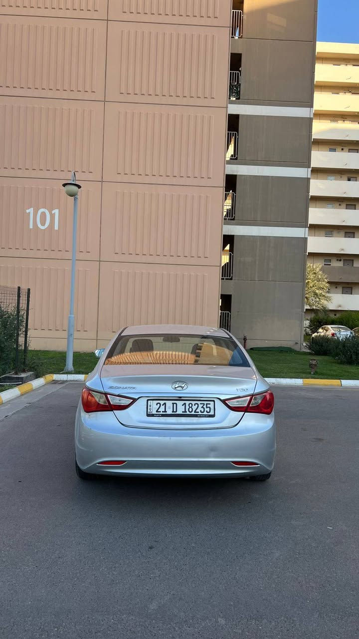 السلام عليكم
سوناتا موديل 2010 للبيع
السعر 95$ وبيها مجال بسيط للشراي 
المكان بسماية 
الاتصال ***********
