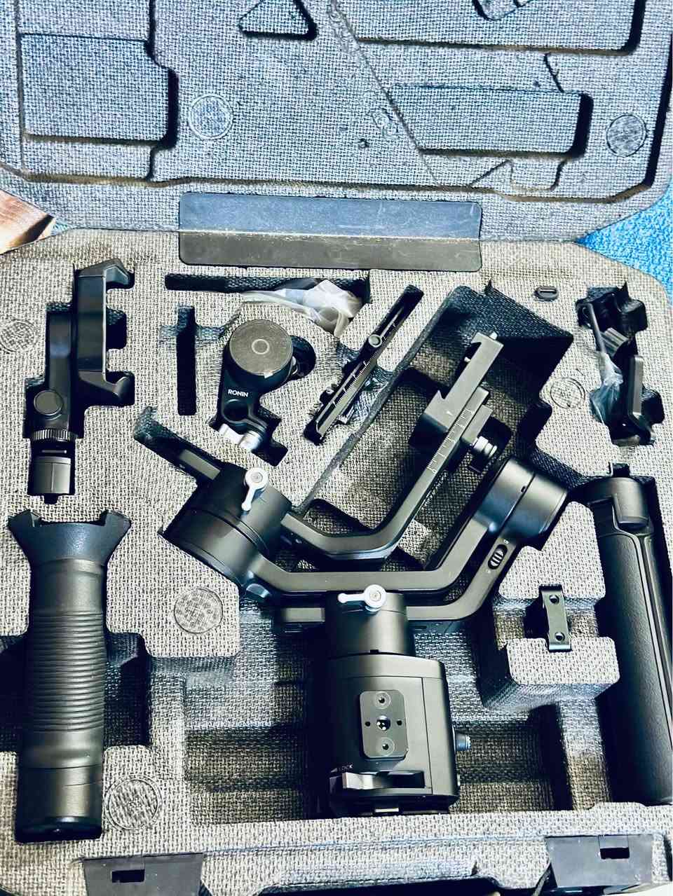 حاله نضيفه جدا شغال تمام مواتيرو كلها تمام 01001830273 السادس من اكتوبر, الجيزة


**إذا كنت صاحب هذا الإعلان وتريد حذفه لأي سبب، رجاءا أرسل رسالة إلى الدعم الفني**