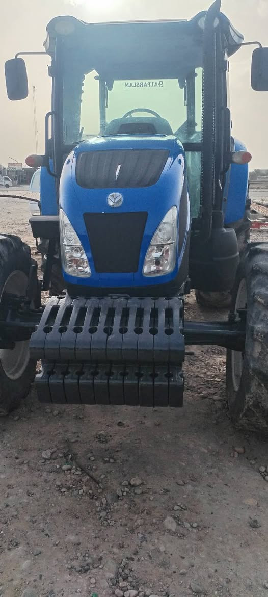 يوجد تلكتر نيهولند حجم 100 موديل ٢٠١٤ رقم وسنوية سليماني العنوان سامراء العباسية الاستفسار ***********
