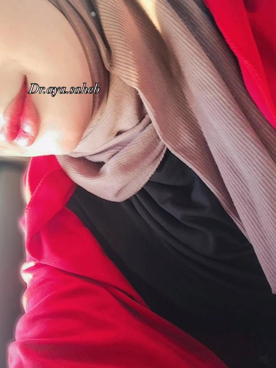 هالمرة البوست من تصوير مراجعاتي🫶🏻 رڤيو فلر الشفة لمختلف مراجعاتي حرفياً صورة احلى من صورة حرت شنو انزللكم💗💗
الديوانية 📍
للحجز/***********
