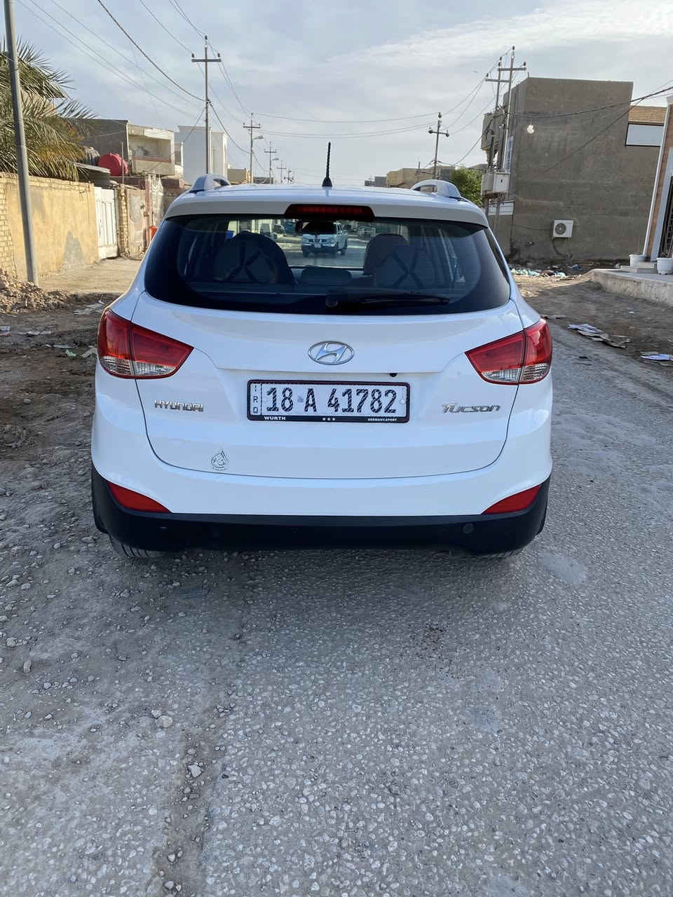 خليجي 2014 محرك 2000 ما مفتوح  رقم بابل بأسمي  كفالة عامة بيها بارد بسيط بدون قطرة صبغ 
*********** 
مكان السيارة حلة المدحتية
