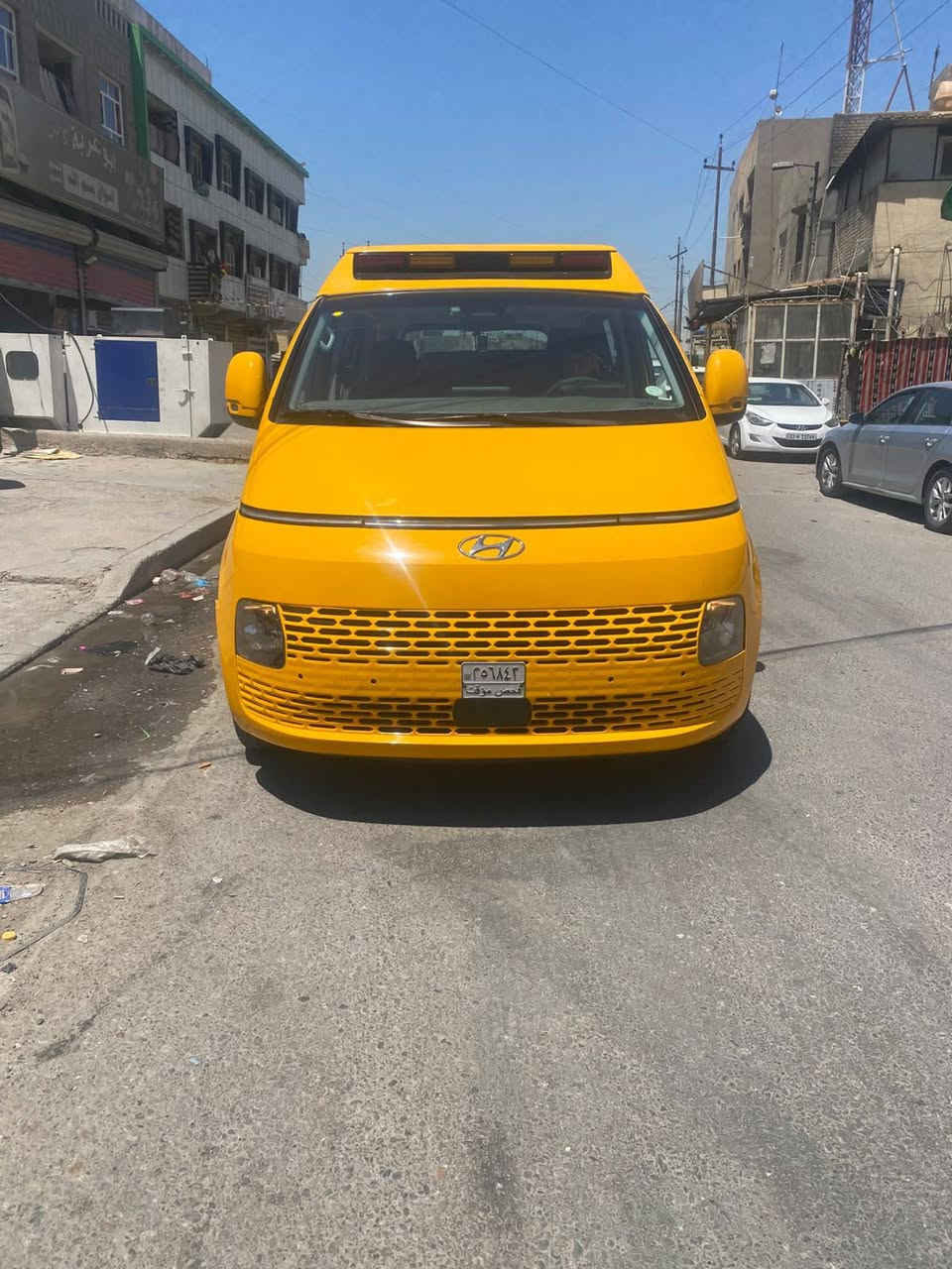 السياره فول مواصفات عده الفتحه والكشتات تحكم ستيرن تبريد امامي خلفي هيتر بالكشن وبالستيرن كير ٨ نمر محرك ٣٥٠٠ غاز تشغيل عن بعد بصمتين وبصمة ابواب السياره موديل ٢٠٢٣ بأسمي اني المستورد  رقم صاحب السياره ***********
