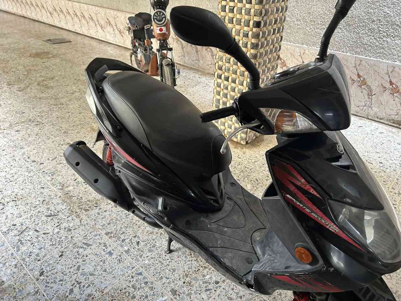 سلام عليكم دراجه سكنز فحلّ جديد للبيع العنوان بغداد حي جميله  ***********
