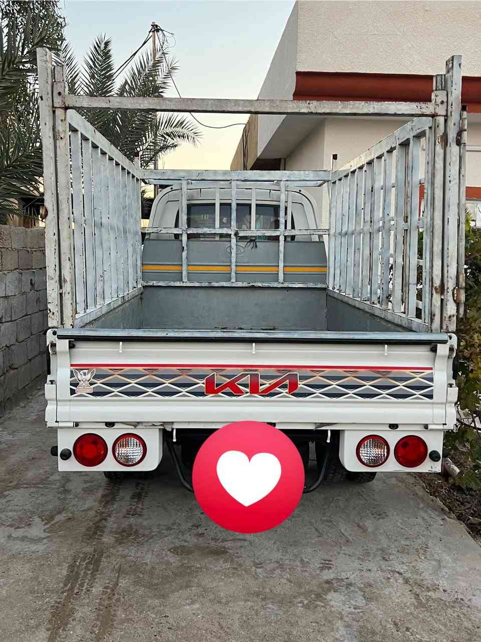 سلام عليكم كيا حمل 2022السياره كفاله سبير منازل محرك خير من الله ماشيه 68 سنويه ل2027 السعر 150 وبيهه مجال حك الجيه ‭0771 346 7707‬رقم راعيها
