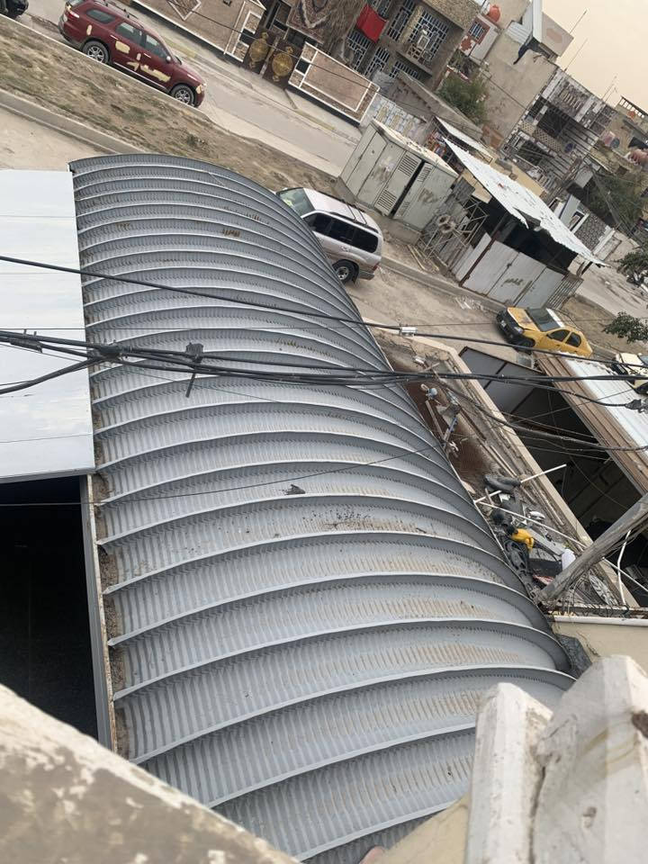 مظلة كيسبان جديدة شبه نظيفه قياس تقريبا 10x4.5 .. السعر 700 وبيها مجال بسيط للشراي  … ***********
