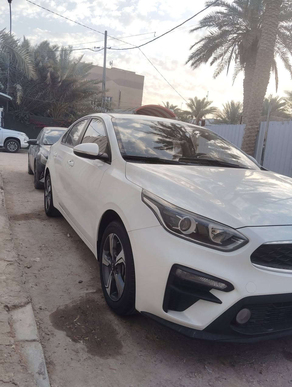 كيا سيراتو خليجي موديل 2019 رقم اربيل الماني وكاله او تحويل مضمون 100٪ السياره كفاله عامه وجديده بيها جوه الرقم الورى شخط بسيط اصبيعن مكحل كلها على وضع الشركه ما مفتوح كلشي بيها جديده گير محرك تبريد حداديه كله تمام وعلى الفحص المواصفات .....
محرك 1600 💢وفتحه 💢 حساس خلفي 💢 شاشة اعطال 💢
فووول عدا البصمه ) السعر المطلوب (( 155 $ )) بيها مجال للشراي للاستفسار الاتصال على الرقم *********** 
مكاني نجف دور الهنديه تراهم مراوس حسب القناعه
