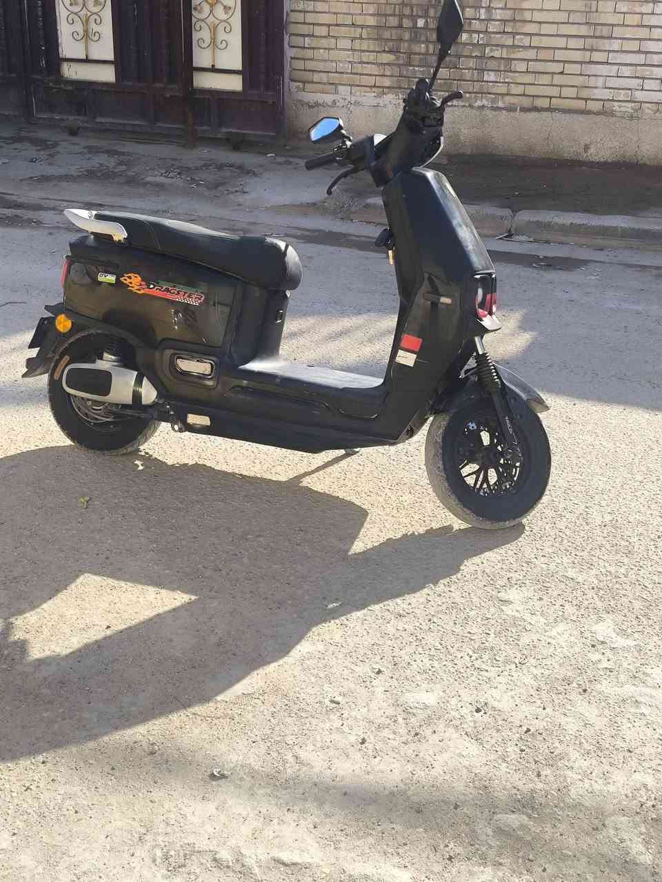 اخوووو البلاش
بطاريات كلش قويات ودراجه حلوه وناعمه وسريعه 

مكاني حي الجهاد بغداد 

السعر 550 الف قفل 

*********** 

وتساب او مراسله الصفحه
