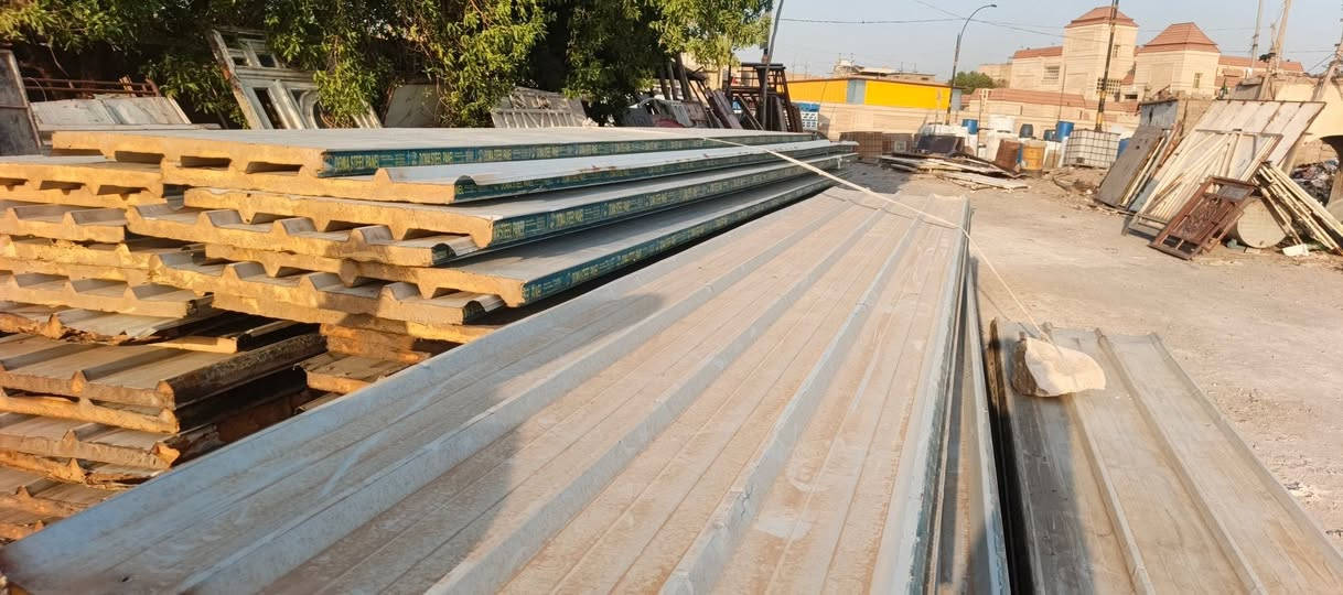 بيع وشراء السندويج المستخدم والحديد 
متوفر سندويج سقفي تركي درجه اولى
 قياسات  6م  6ونص 7الاربع  
جداري طول 3 و 3الاربع 
العنوان العمارة الخدمي مال جامع حي الرفاق 
‏‪***********‬‏
