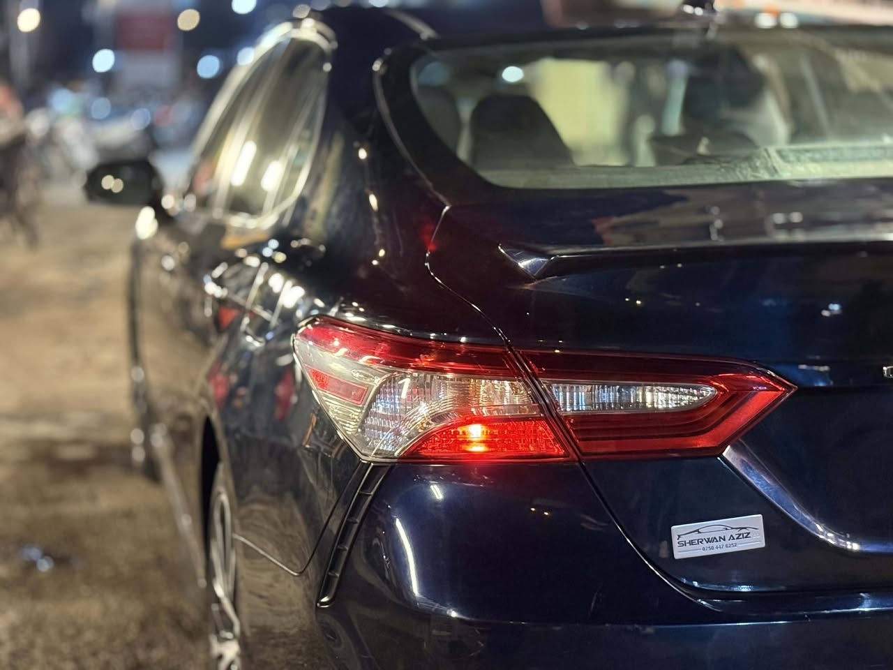 تويوتا كامري موديل ٢٠١٩ وارد امريكي موصافاتها se معروفة ماشية ٦٥ ميل داخل لونين سيارة نظيفة كلش وتخم تاير جديد مكينه وكير وحدادية شرط مكفولات السيارة كلش نظيفة وممتعوبة ابد لونها ازرق متغير بلادي حادث جاملغ وباب جهة السائق مصبوغات ايرباك بردة فقط وراجع سيستم وبالعراق صار بيها حادث بابين جهة الصدر مبدلات بلاديات مال تفصيخ وصور الحادث موجودة بالعراق مو قوي سعرها ١٦٥ وبيها مجال شوية مكانها الكاظمية  هاتف  ***********
