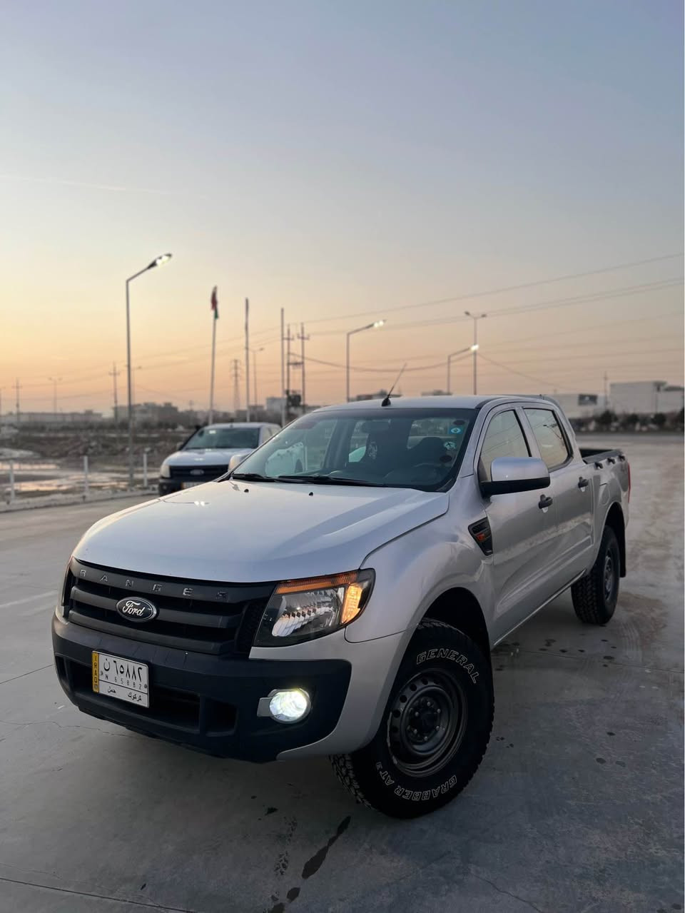 فۆرد رەنجەر مۆدیل ٢٠١٣ گاز انجیکتەر و سۆپەر گێر مەکینە ئەکسل بەشەرت سەنەوی تا ٢٠٣٠ تازەیە بیکە بە ناو خۆت وەک هەولیر و سلیمانی مەکینەی نەکراوەتەوە تایەی تازەیە کال بونەوەی
نیە هیچ ١ پارچەی پەمپە لەسەر  ساغی بێ دەعم نرخی ١٣٠ مەجال ژ.م*********** رانية, السليمانية
