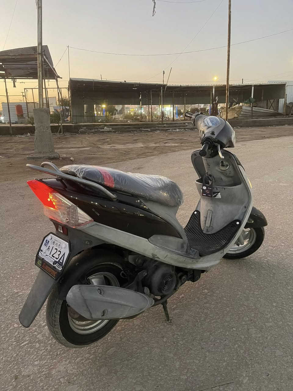 سلام عليكم دراجه للبيع ماكس منغولي دراجه كفاله ما مفتوحه  سلف هندر اشاير لايت دشبول كلشي شغال دراجه ناعمه ومعدل   مكان ديوانيه مركز هاذه رقمي ***********
