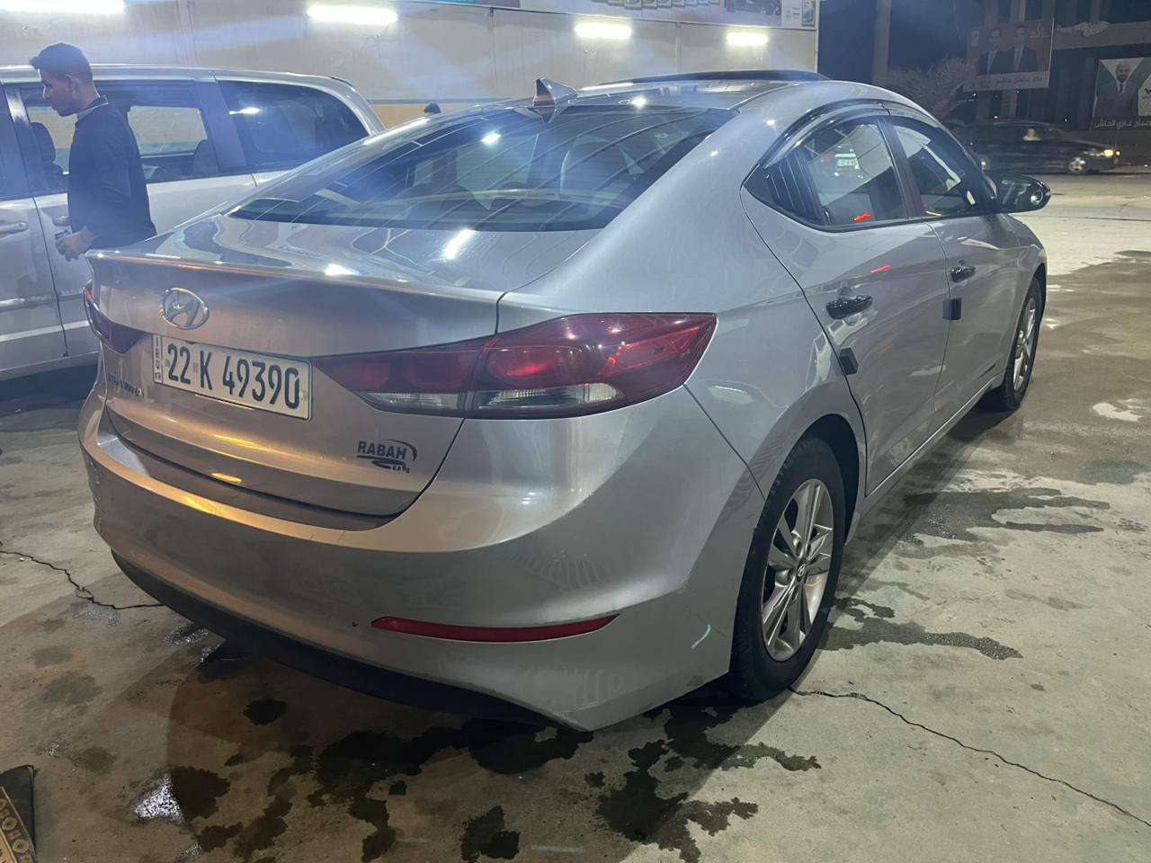 Elantra 2017 
135$
وارد امريكي 
مكينة ٢٠ دوش
سنوية ٢٨ باسمي 
كوبون بيها 
سيارة ما بيها صبغ 
بس بوند مبدل تجاري
سيارة اخو الفول
تواصل 
*********** موصل, نينوى
