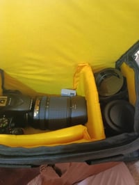 نيكون D5600 • عدسة 18-140 • نظيفة