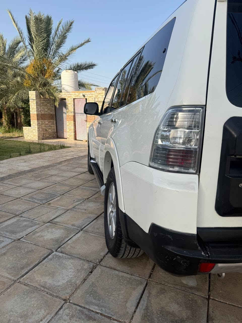السلام عليكم اخوان مستوبيشي باجيرو 2007 سعودي فول مواصفات واحد علـّى واحد سياره جديده بالكارتون جاهزه دفع رباعي تحكمات تبريد تدفئة ومواصفاتهن معروفه للأستفسار اتصل *********** المكان النجف الاشرف
