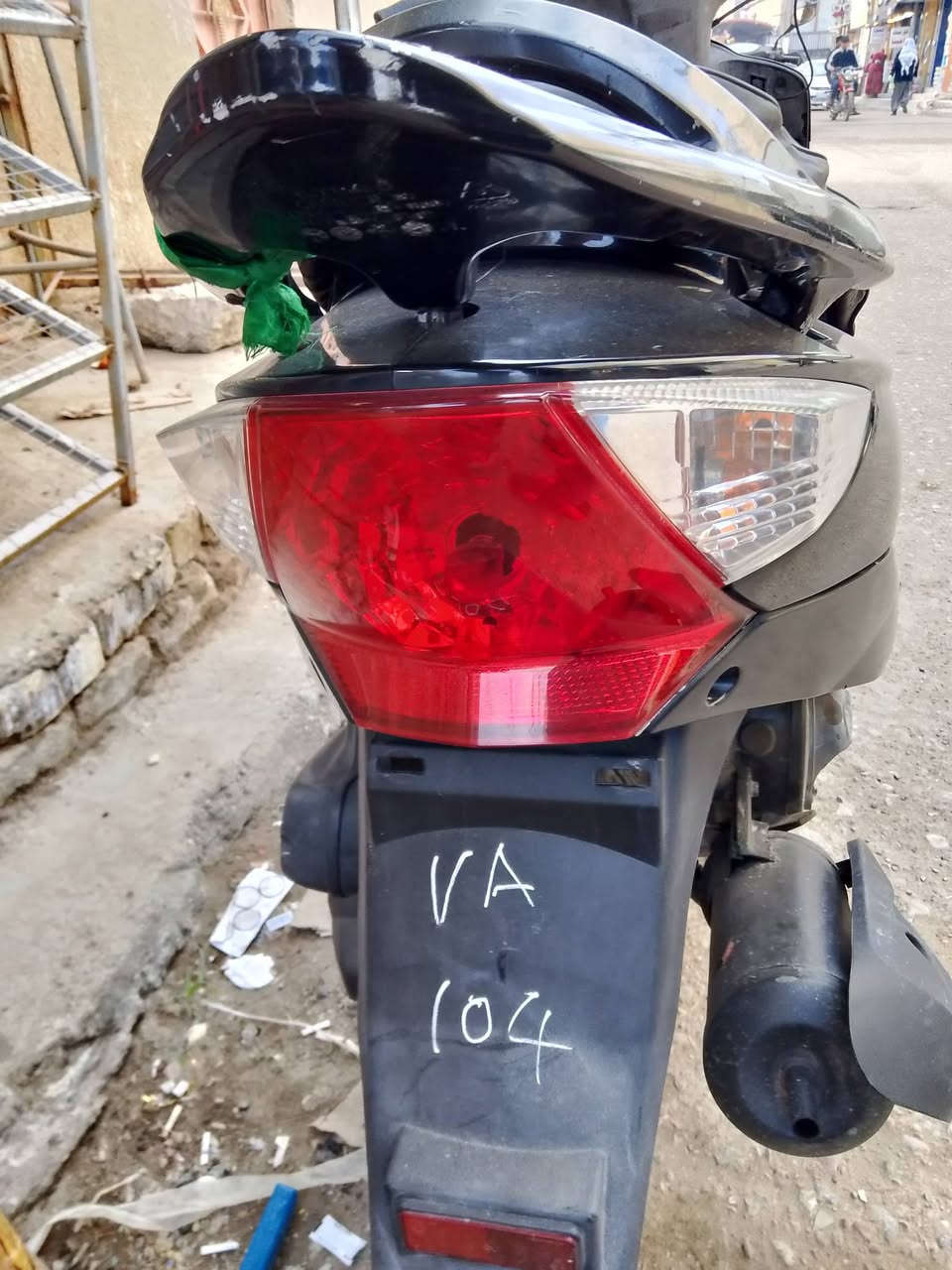 كامكو v2للبيع صارله اسبوعين من طالعه فحل مكينه 125بلاديه كل نقص مابيها للتواصل عبرالخاص الاتصال (***********)
