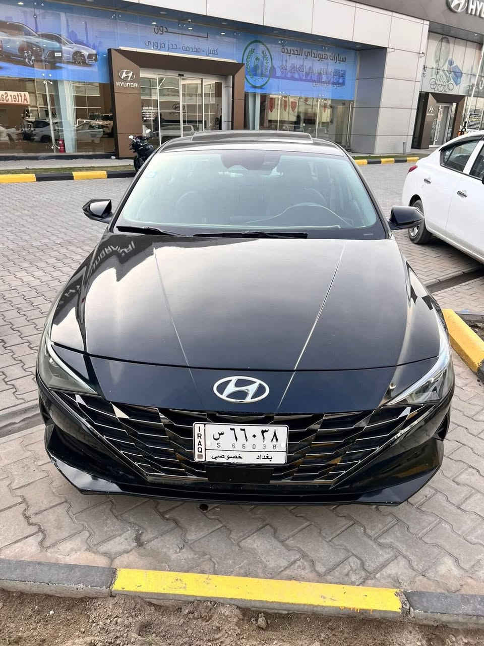 النترا ٢١ واردة امريكي محرك ٢٠٠٠دوش ماشيه ٥٢الف كيلو متر حادثها جاملغ وبنيد ايرباك دشبول وبيها شوية شخوط
فول مواصفات
رادارات 
شاشه ديجتل 
فتحه سقف 
سستم صوت 
هاند بريك بصمه 
تشغيل عن بعد 
شحن لاسلكي
اشاير بلمري 
لد خلفي 
كشن كهرباء تبدفئه تبريد كشنات 
ويلكب 17
السعر ١٤٠ وبيها مجال بسيط 
المكان بغداد حي الخضراء للتواصل ***********
