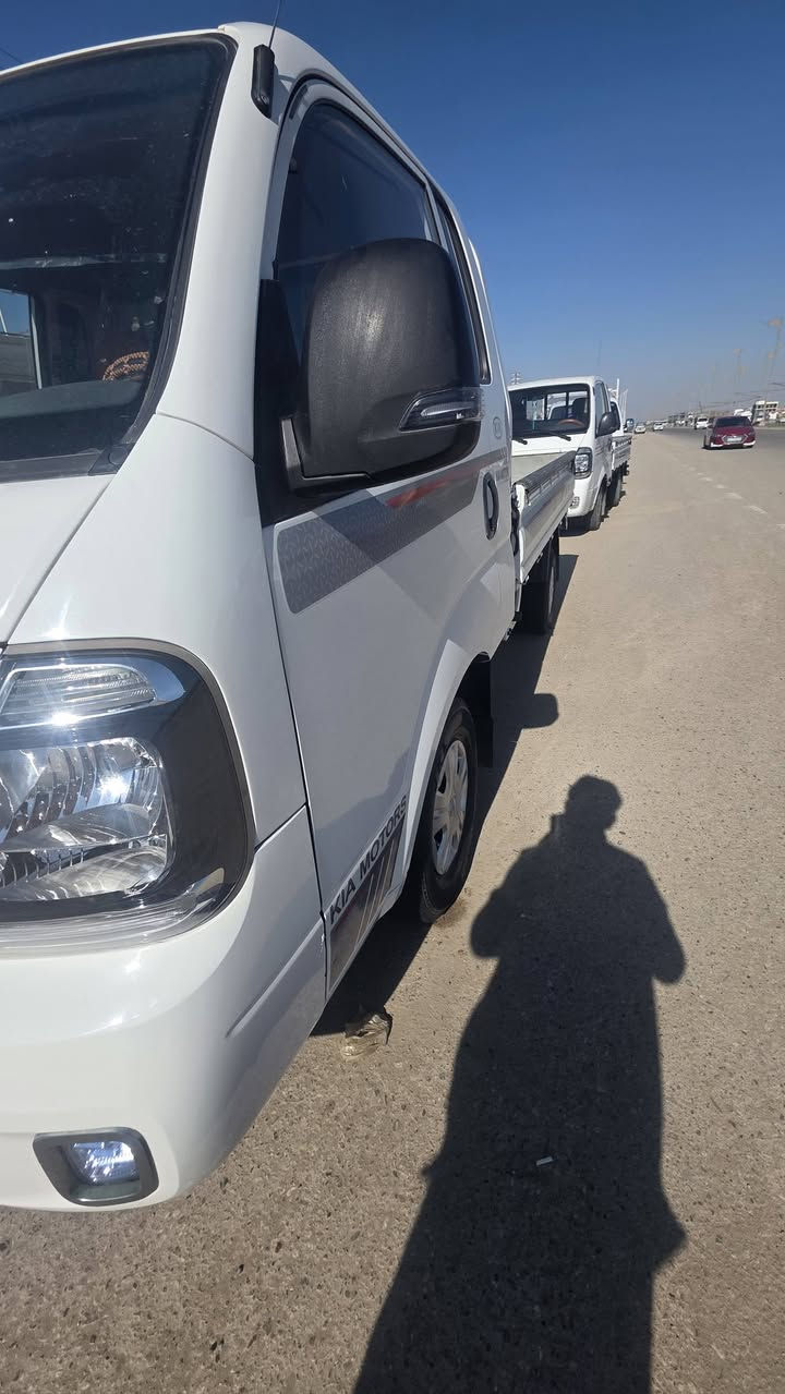 سلام عليكم كيا للبيع موديل2021 كفاله كير محرك اكسن رقم بغداد سنويه لل 27 السعر 137 ب  بيها مجال رقم الهاتف ***********
***********
