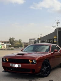 دوج جالنجر 2023 موصفات SXT PlUS فول مواصفات ما عدا سلايت  تشغيل عن بعد...