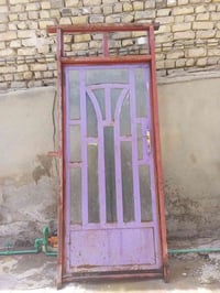 باب حديد • ثقيل • ديوانية مركز