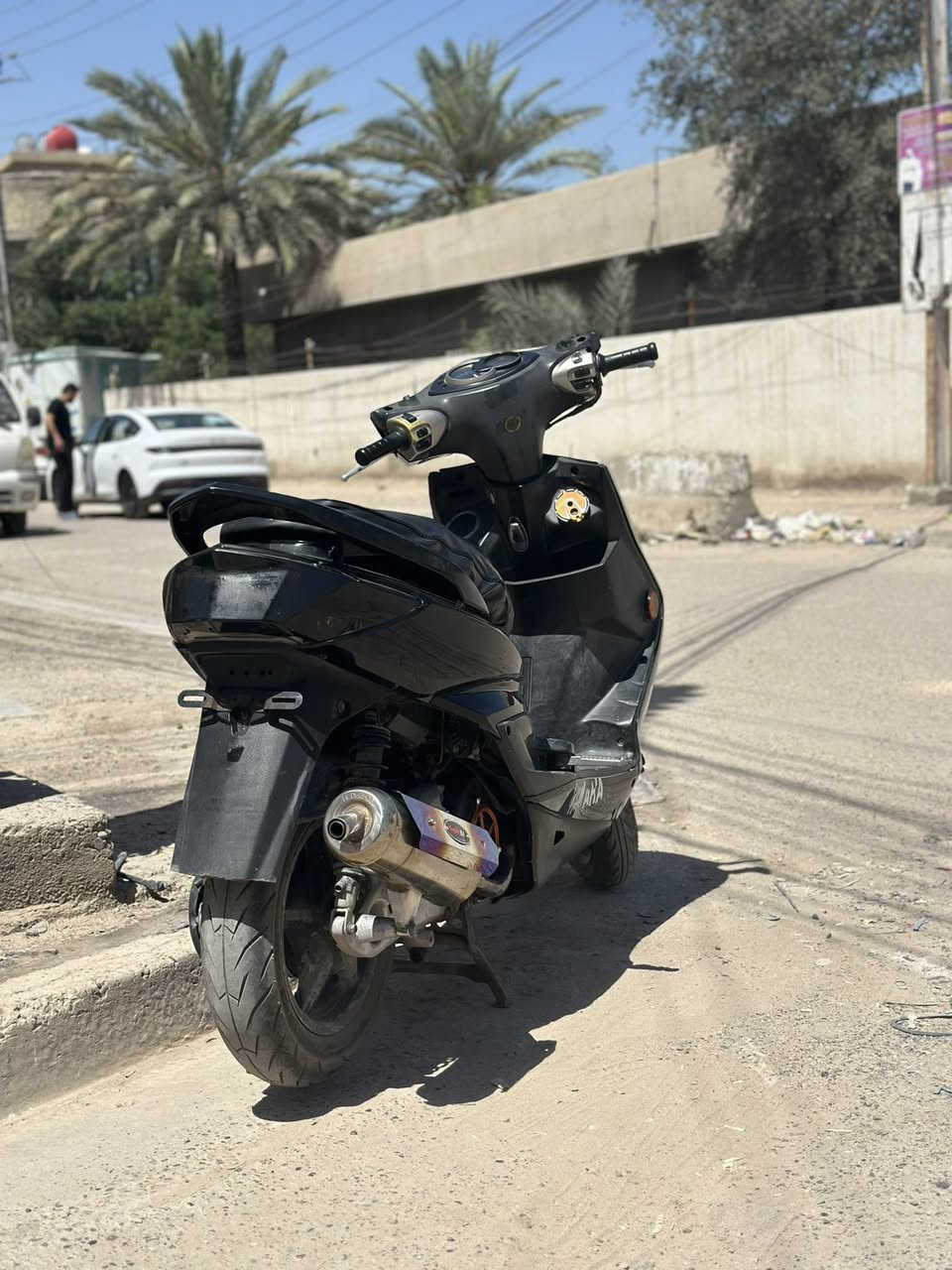 سلام عليكم دراجه سكنس فحل للبيع مكفوله كفاله عامه من ناحيه مكينه دراجه بلادي بيها تزويد خارجي كلجات صالنصه جوزه وبعد وبيها تجي تفحص وتاخذ سعر 650وبيها مجال قليل 
مكاني بغداد الشعب
***********

