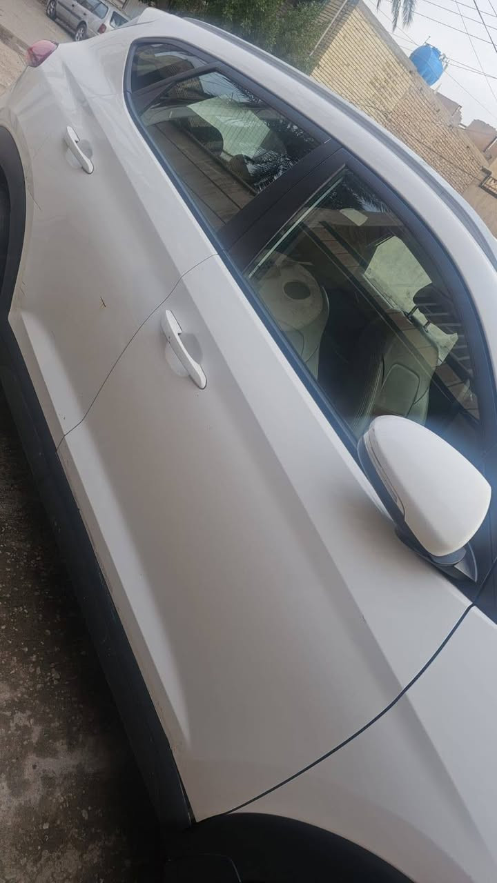 للبيع سيارة توسان ...٢٠١٦ ...مابيها صبغ مابيها تبديل سنويه بااسم صاحب السيارة ماشية ١٠٠ كيلو 
السعر الاتصال ع الرقم ***********
