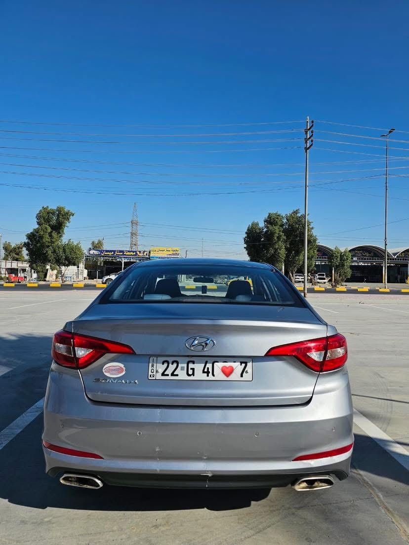 السلام عليكم 
للبيع سوناتا (2016 )خليجي
رقم أربيل الدولي  
مكينه 2400 دوش 
ماشية 110الف كيلو 
قطعتين تبريد  
مري شفط + اشاير
كامره وحساسات خلفيه 
شاشه كبيره ونضام كاربلاي
وضعيات قيادة
السيارة كفالة عامة من مكينة وصدر كله جديد 
بيه باب صبغ السونار موجود بل منشور  
العنوان ( النجف الأشرف )
السعر (140)ورقه 💵
للأستفسار
(***********)
