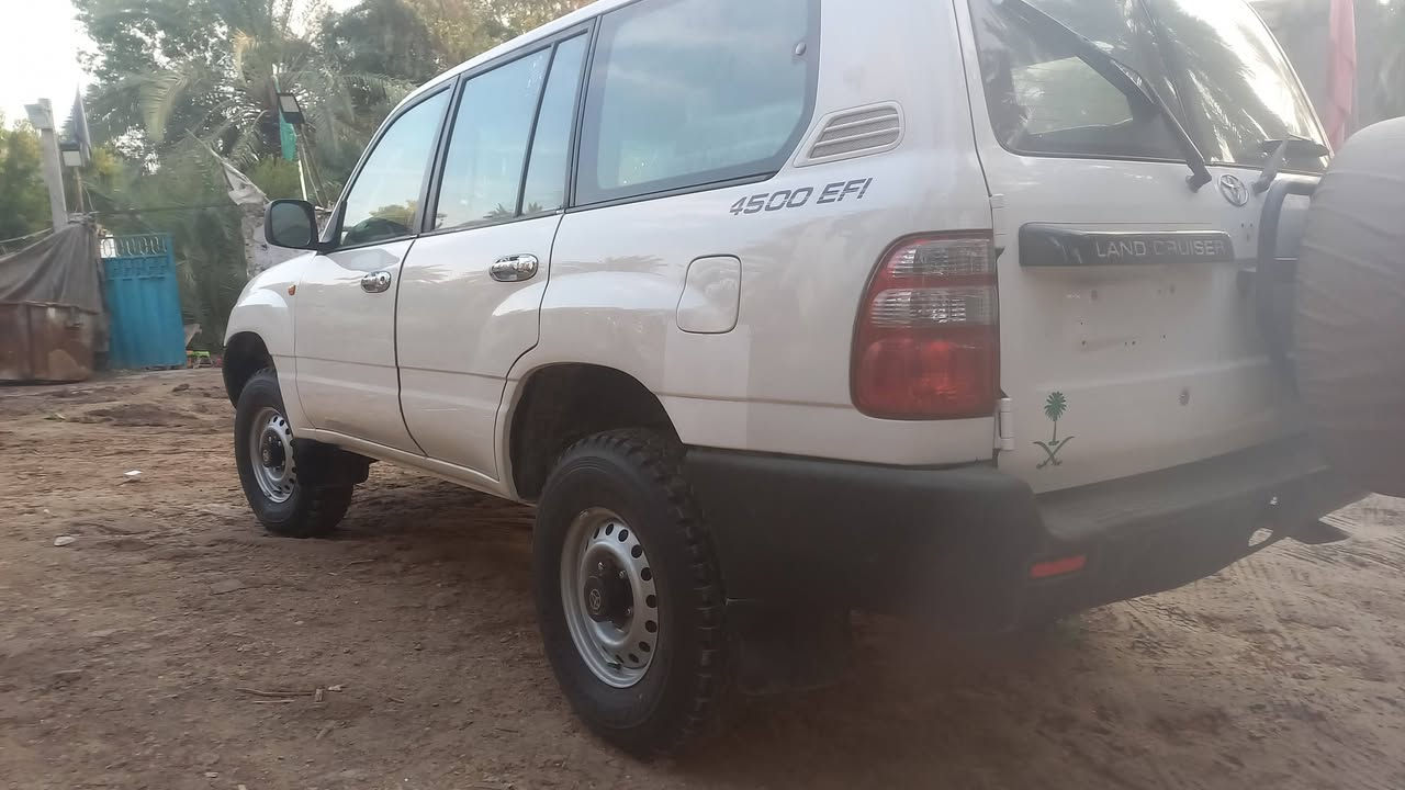 للبيع 2004 كفاله فقط شخوط بلجاملغ الايمن صبغ سياره متعوب عليهه
شراي اتصل ودلل رقم مخصص بغداد مزاد وزاره الداخليه 
اخوان الموشراي لايواعد وينطي حجايه الله يرحم امواتكم 
***********
