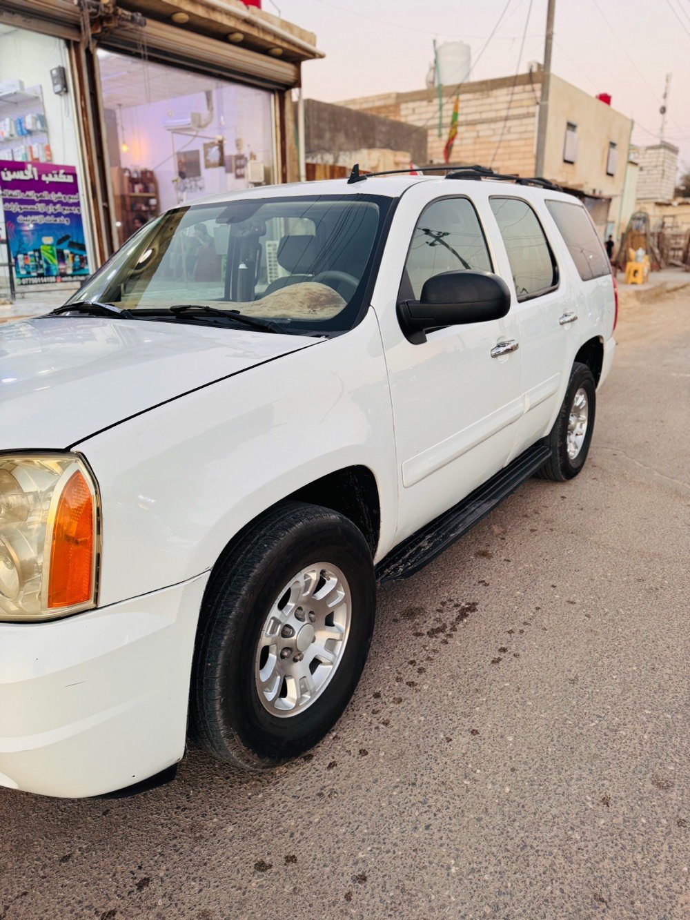 GMC 2008

ب اسمي تحويل ثاني يوم 

صبغ ابواب الامامي صبغ ارباع ابواب الخلفي 

مكاني بصرة
***********
