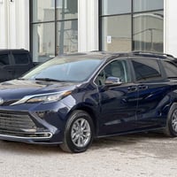 تويوتا سيينا • هايبريد • ٢٠٢٤