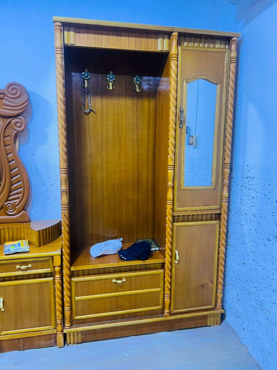 للبيع غرفة نوم صاج درجه اولى للاستفسار خاص او رقم الهاتف ***********
